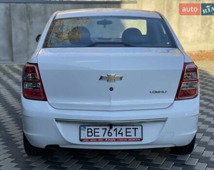 Белый Шевроле Кобальт, объемом двигателя 1.49 л и пробегом 18 тыс. км за 10900 $, фото 9 на Automoto.ua