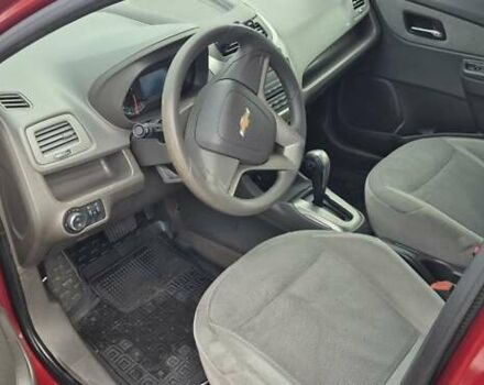 Червоний Шевроле Кобальт, об'ємом двигуна 1.49 л та пробігом 79 тис. км за 9500 $, фото 15 на Automoto.ua