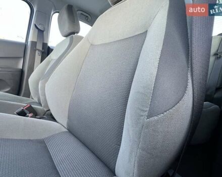 Серый Шевроле Кобальт, объемом двигателя 1.49 л и пробегом 49 тыс. км за 8500 $, фото 14 на Automoto.ua