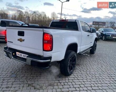 Белый Шевроле Колорадо, объемом двигателя 2.46 л и пробегом 55 тыс. км за 16900 $, фото 6 на Automoto.ua