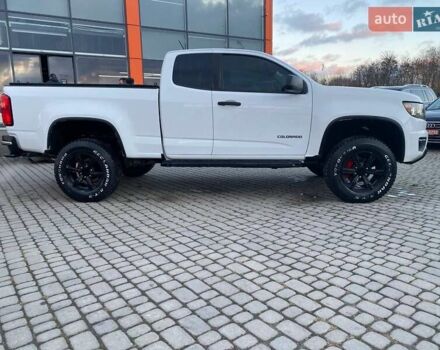 Белый Шевроле Колорадо, объемом двигателя 2.46 л и пробегом 55 тыс. км за 16900 $, фото 7 на Automoto.ua