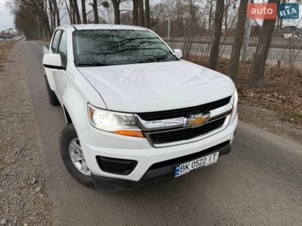 Білий Шевроле Колорадо, об'ємом двигуна 2.5 л та пробігом 120 тис. км за 15700 $, фото 1 на Automoto.ua