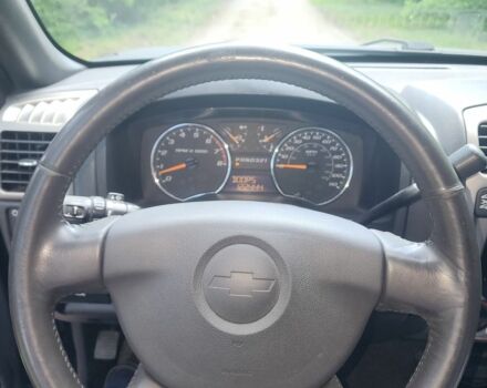 Черный Шевроле Колорадо, объемом двигателя 4 л и пробегом 200 тыс. км за 13500 $, фото 7 на Automoto.ua