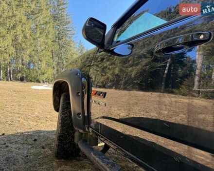 Черный Шевроле Колорадо, объемом двигателя 3.56 л и пробегом 67 тыс. км за 24900 $, фото 4 на Automoto.ua