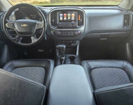 Серый Шевроле Колорадо, объемом двигателя 3.6 л и пробегом 78 тыс. км за 13000 $, фото 6 на Automoto.ua