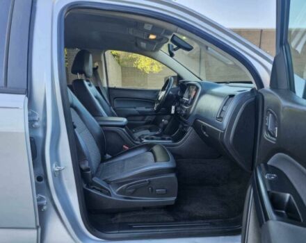 Серый Шевроле Колорадо, объемом двигателя 3.6 л и пробегом 78 тыс. км за 13000 $, фото 9 на Automoto.ua