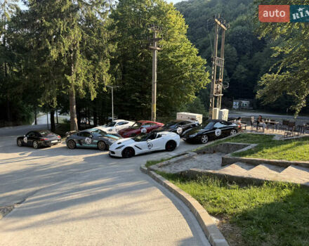 Белый Шевроле Корвет, объемом двигателя 6.16 л и пробегом 275 тыс. км за 43000 $, фото 3 на Automoto.ua