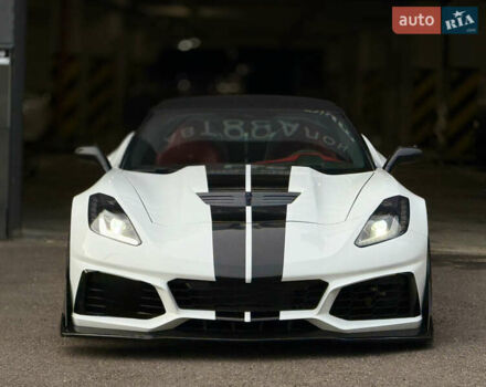 Белый Шевроле Корвет, объемом двигателя 6.2 л и пробегом 36 тыс. км за 75000 $, фото 3 на Automoto.ua