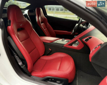 Белый Шевроле Корвет, объемом двигателя 6.2 л и пробегом 36 тыс. км за 75000 $, фото 21 на Automoto.ua