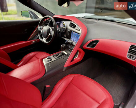 Белый Шевроле Корвет, объемом двигателя 6.2 л и пробегом 36 тыс. км за 75000 $, фото 23 на Automoto.ua