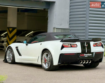 Белый Шевроле Корвет, объемом двигателя 6.2 л и пробегом 36 тыс. км за 75000 $, фото 5 на Automoto.ua