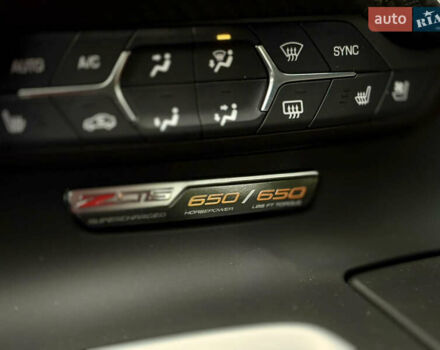 Белый Шевроле Корвет, объемом двигателя 6.2 л и пробегом 36 тыс. км за 75000 $, фото 30 на Automoto.ua