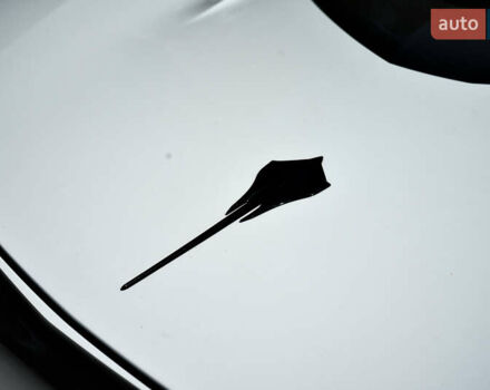 Белый Шевроле Корвет, объемом двигателя 6.2 л и пробегом 44 тыс. км за 88999 $, фото 9 на Automoto.ua