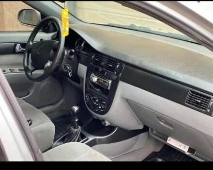 Серый Шевроле Корвет, объемом двигателя 1.8 л и пробегом 240 тыс. км за 3200 $, фото 7 на Automoto.ua