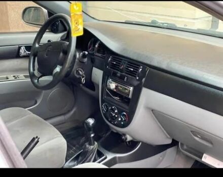 Серый Шевроле Корвет, объемом двигателя 1.8 л и пробегом 240 тыс. км за 3200 $, фото 5 на Automoto.ua