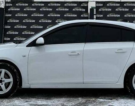 Білий Шевроле Круз, об'ємом двигуна 1.8 л та пробігом 248 тис. км за 6500 $, фото 4 на Automoto.ua