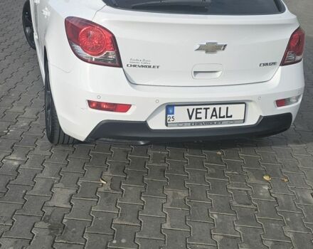 Белый Шевроле Круз, объемом двигателя 1.8 л и пробегом 242 тыс. км за 7300 $, фото 2 на Automoto.ua