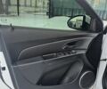 Белый Шевроле Круз, объемом двигателя 1.8 л и пробегом 215 тыс. км за 3899 $, фото 17 на Automoto.ua