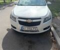 Белый Шевроле Круз, объемом двигателя 2 л и пробегом 211 тыс. км за 4700 $, фото 1 на Automoto.ua