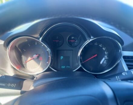 Белый Шевроле Круз, объемом двигателя 1.8 л и пробегом 136 тыс. км за 7300 $, фото 8 на Automoto.ua