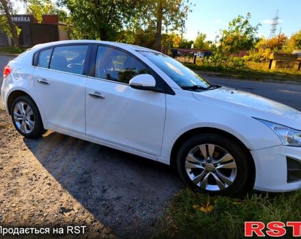 Шевроле Круз 2013 в Полтаве на Automoto.ua Белый Шевроле Круз, объемом двигателя 1.7 л и пробегом 193 тыс. км за 9000 $, фото 2 на Automoto.ua