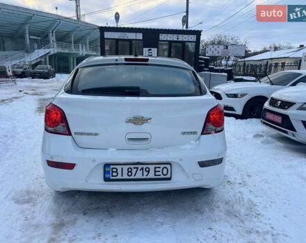 Белый Шевроле Круз, объемом двигателя 1.7 л и пробегом 193 тыс. км за 8800 $, фото 4 на Automoto.ua