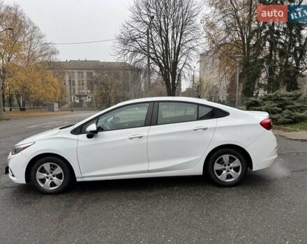 Белый Шевроле Круз, объемом двигателя 1.4 л и пробегом 145 тыс. км за 8900 $, фото 5 на Automoto.ua