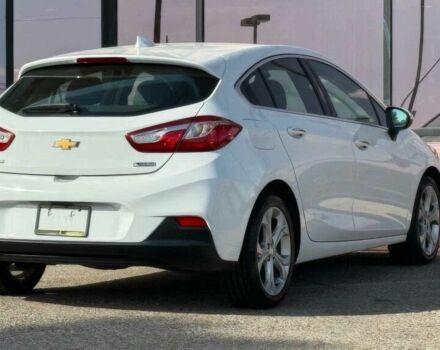 Белый Шевроле Круз, объемом двигателя 1.4 л и пробегом 69 тыс. км за 8600 $, фото 5 на Automoto.ua