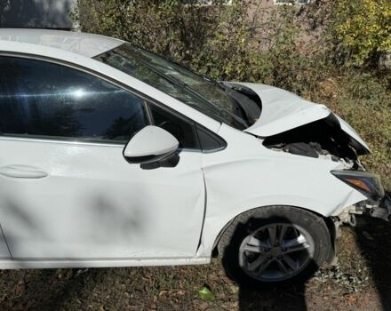 Белый Шевроле Круз, объемом двигателя 1.4 л и пробегом 3 тыс. км за 6500 $, фото 6 на Automoto.ua