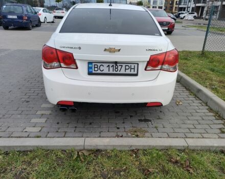 Белый Шевроле Круз, объемом двигателя 1.8 л и пробегом 399 тыс. км за 5300 $, фото 6 на Automoto.ua