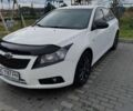 Белый Шевроле Круз, объемом двигателя 1.8 л и пробегом 399 тыс. км за 5300 $, фото 3 на Automoto.ua