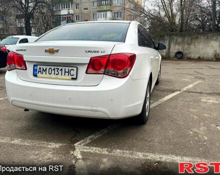 Белый Шевроле Круз, объемом двигателя 1.6 л и пробегом 130 тыс. км за 6200 $, фото 3 на Automoto.ua