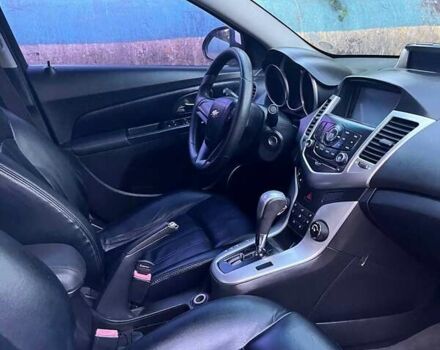 Белый Шевроле Круз, объемом двигателя 1.6 л и пробегом 180 тыс. км за 7200 $, фото 6 на Automoto.ua