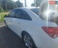 Белый Шевроле Круз, объемом двигателя 1.8 л и пробегом 205 тыс. км за 8500 $, фото 2 на Automoto.ua