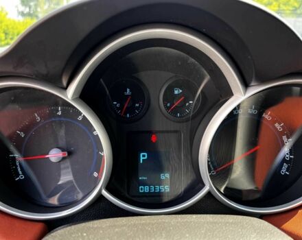 Белый Шевроле Круз, объемом двигателя 1.6 л и пробегом 135 тыс. км за 6150 $, фото 11 на Automoto.ua