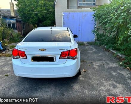 Білий Шевроле Круз, об'ємом двигуна 2 л та пробігом 0 тис. км за 6000 $, фото 4 на Automoto.ua