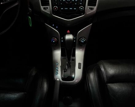 Белый Шевроле Круз, объемом двигателя 0 л и пробегом 111 тыс. км за 6500 $, фото 13 на Automoto.ua