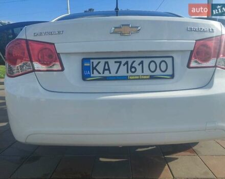 Белый Шевроле Круз, объемом двигателя 1.8 л и пробегом 205 тыс. км за 8500 $, фото 21 на Automoto.ua