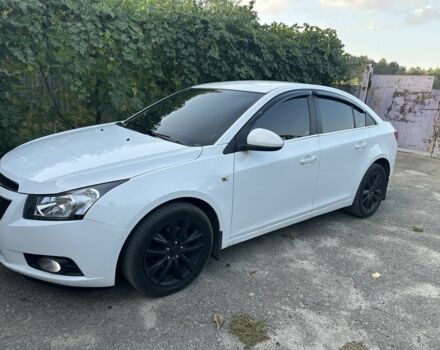 Білий Шевроле Круз, об'ємом двигуна 2 л та пробігом 237 тис. км за 6200 $, фото 2 на Automoto.ua