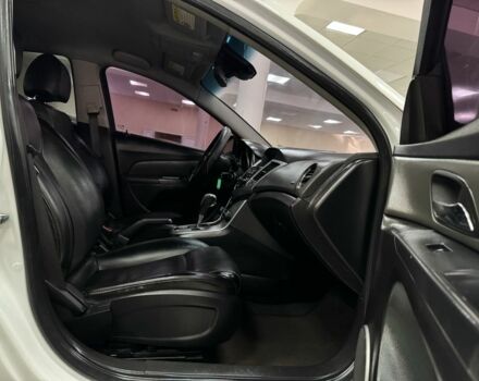 Білий Шевроле Круз, об'ємом двигуна 1.6 л та пробігом 111 тис. км за 6500 $, фото 6 на Automoto.ua