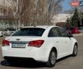 Белый Шевроле Круз, объемом двигателя 1.36 л и пробегом 240 тыс. км за 6800 $, фото 4 на Automoto.ua