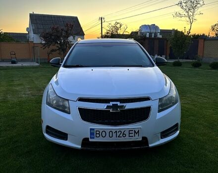 Белый Шевроле Круз, объемом двигателя 1.8 л и пробегом 292 тыс. км за 6300 $, фото 10 на Automoto.ua