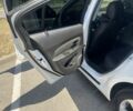 Белый Шевроле Круз, объемом двигателя 1.6 л и пробегом 170 тыс. км за 5700 $, фото 5 на Automoto.ua