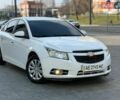 Белый Шевроле Круз, объемом двигателя 1.8 л и пробегом 201 тыс. км за 5999 $, фото 1 на Automoto.ua