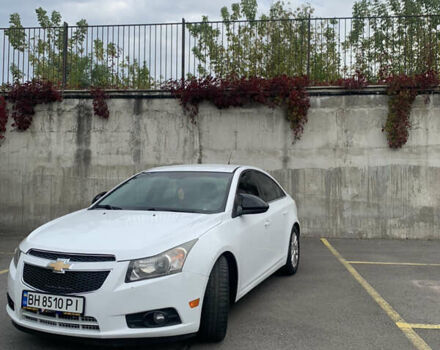 Белый Шевроле Круз, объемом двигателя 1.36 л и пробегом 249 тыс. км за 5900 $, фото 1 на Automoto.ua