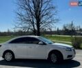 Белый Шевроле Круз, объемом двигателя 1.6 л и пробегом 262 тыс. км за 6200 $, фото 2 на Automoto.ua
