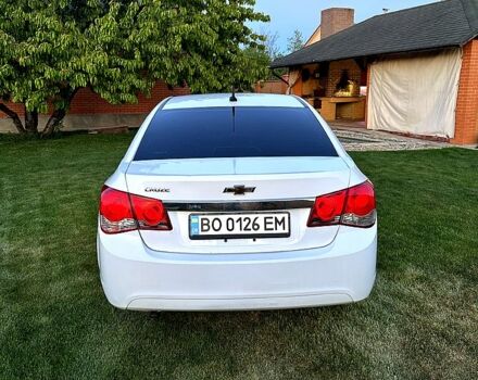 Белый Шевроле Круз, объемом двигателя 1.8 л и пробегом 292 тыс. км за 6300 $, фото 8 на Automoto.ua