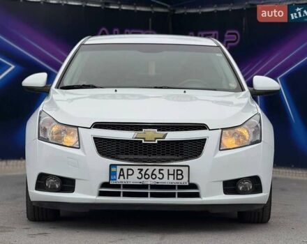 Белый Шевроле Круз, объемом двигателя 2 л и пробегом 183 тыс. км за 6599 $, фото 2 на Automoto.ua