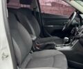 Белый Шевроле Круз, объемом двигателя 1.8 л и пробегом 250 тыс. км за 5700 $, фото 21 на Automoto.ua