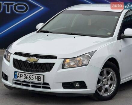 Белый Шевроле Круз, объемом двигателя 2 л и пробегом 183 тыс. км за 6599 $, фото 1 на Automoto.ua